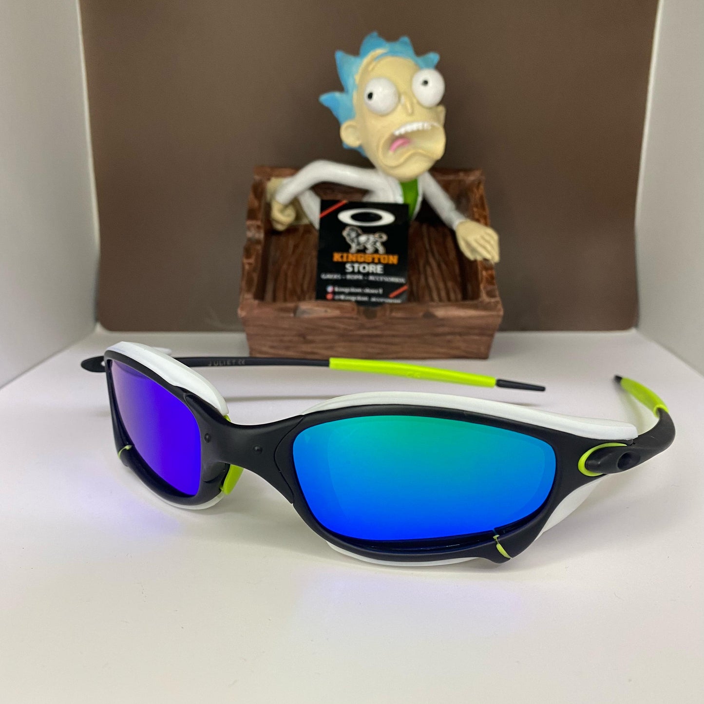 JULIET CARBON + SIDEBLINDERS