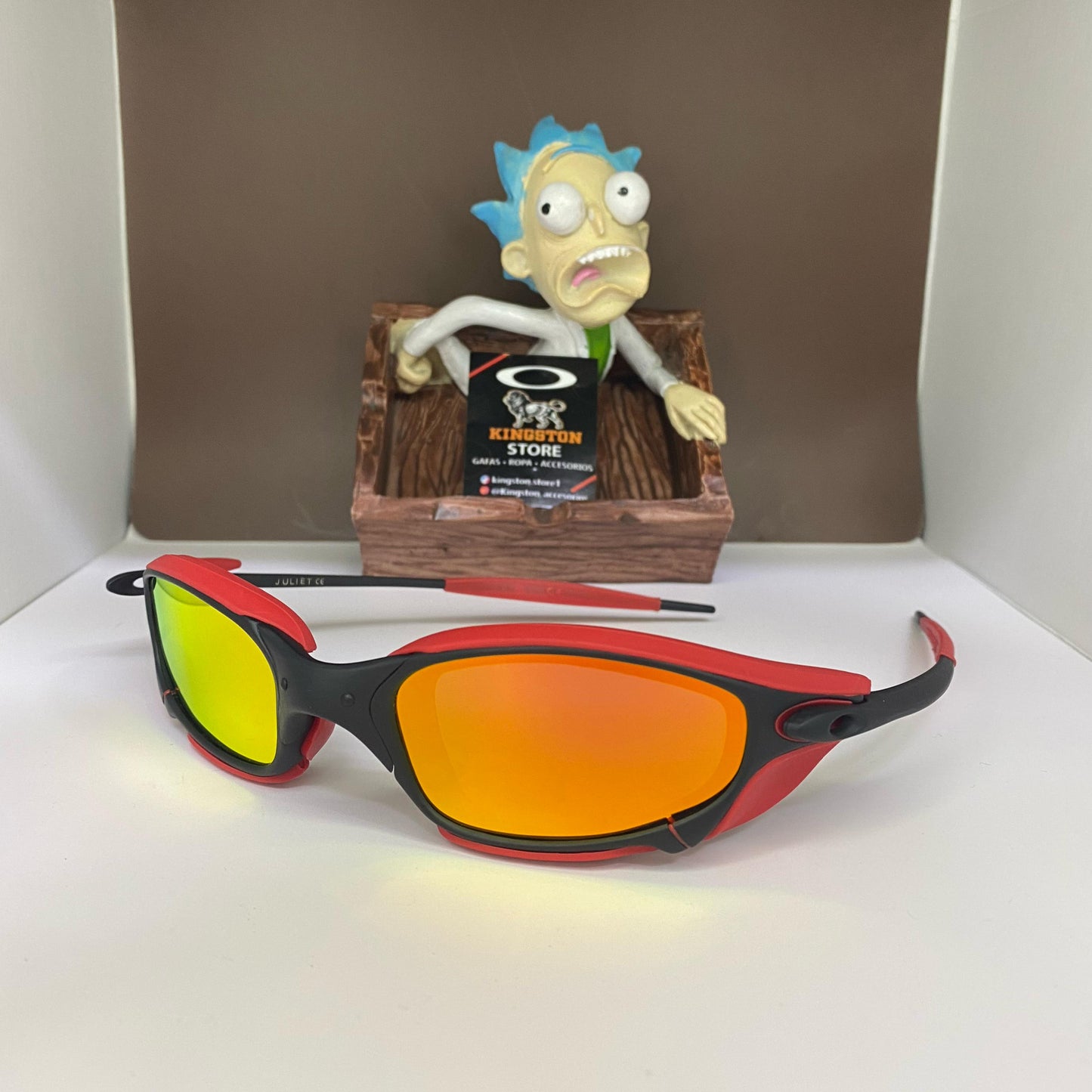 JULIET CARBON + SIDEBLINDERS
