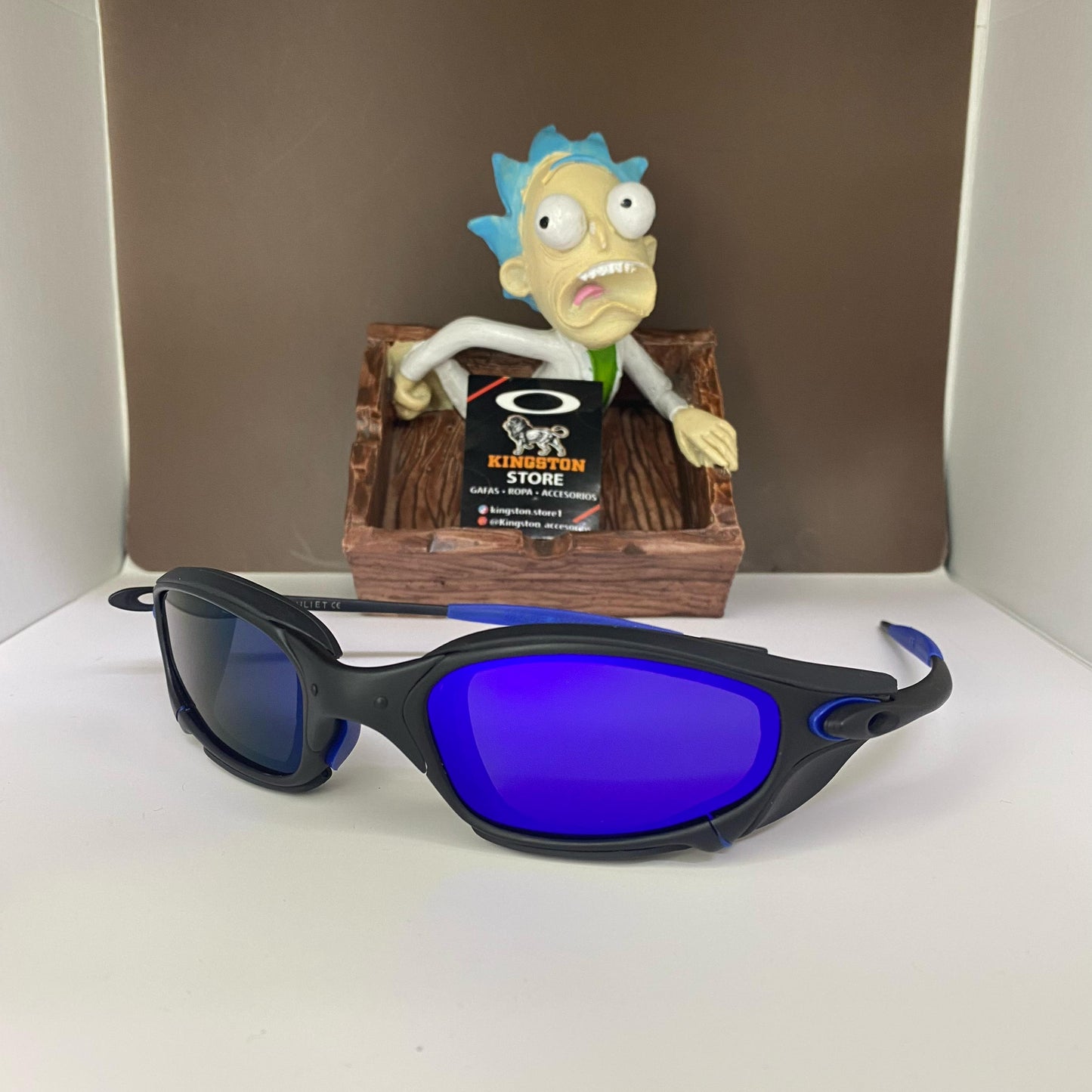 JULIET CARBON + SIDEBLINDERS