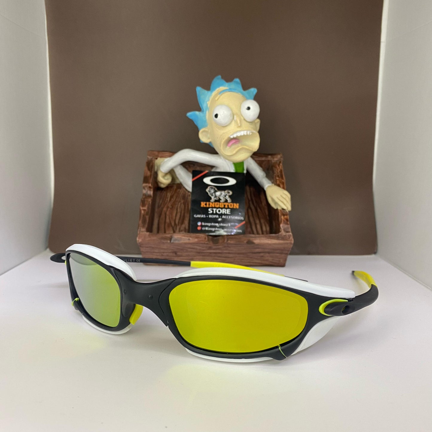 JULIET CARBON + SIDEBLINDERS