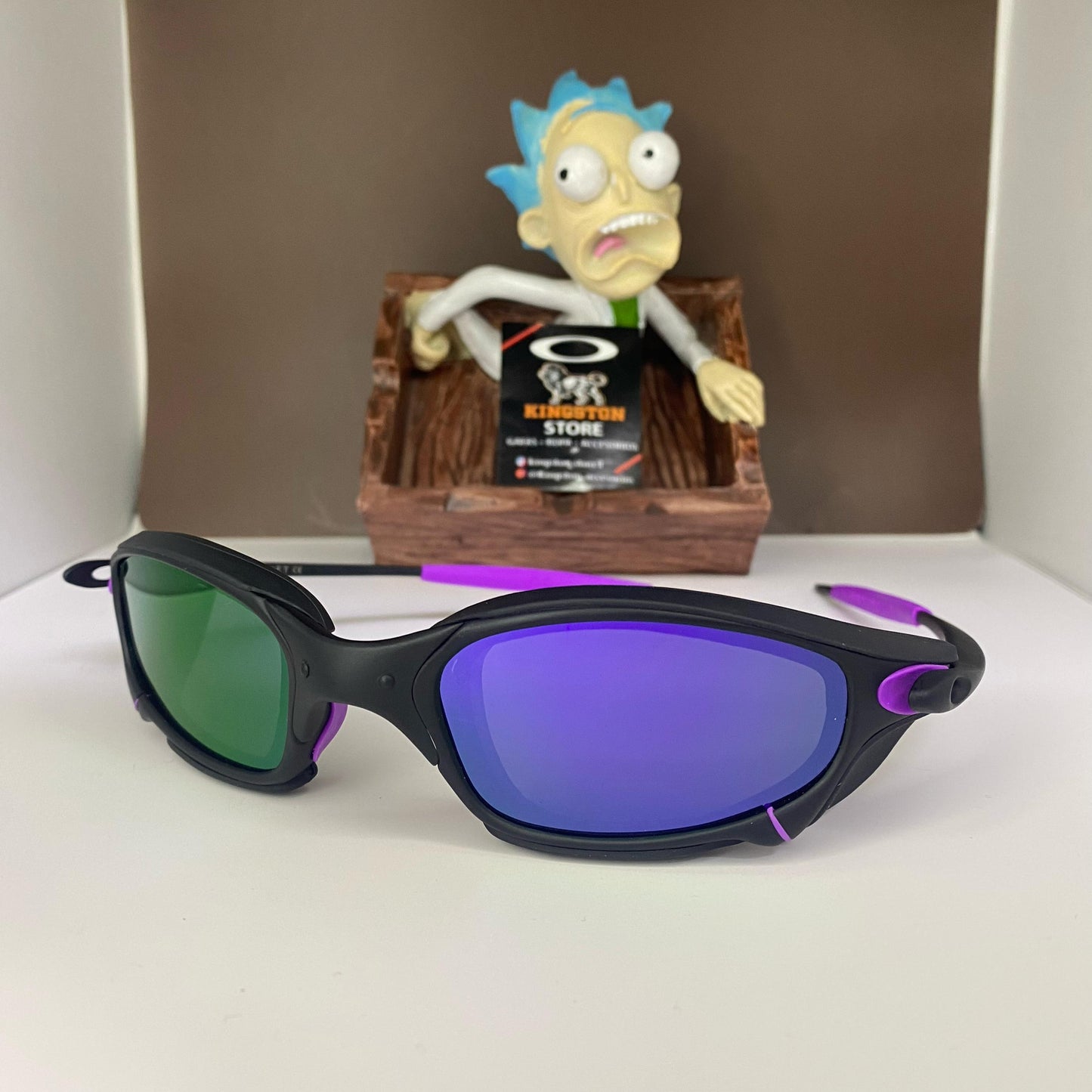 JULIET CARBON + SIDEBLINDERS