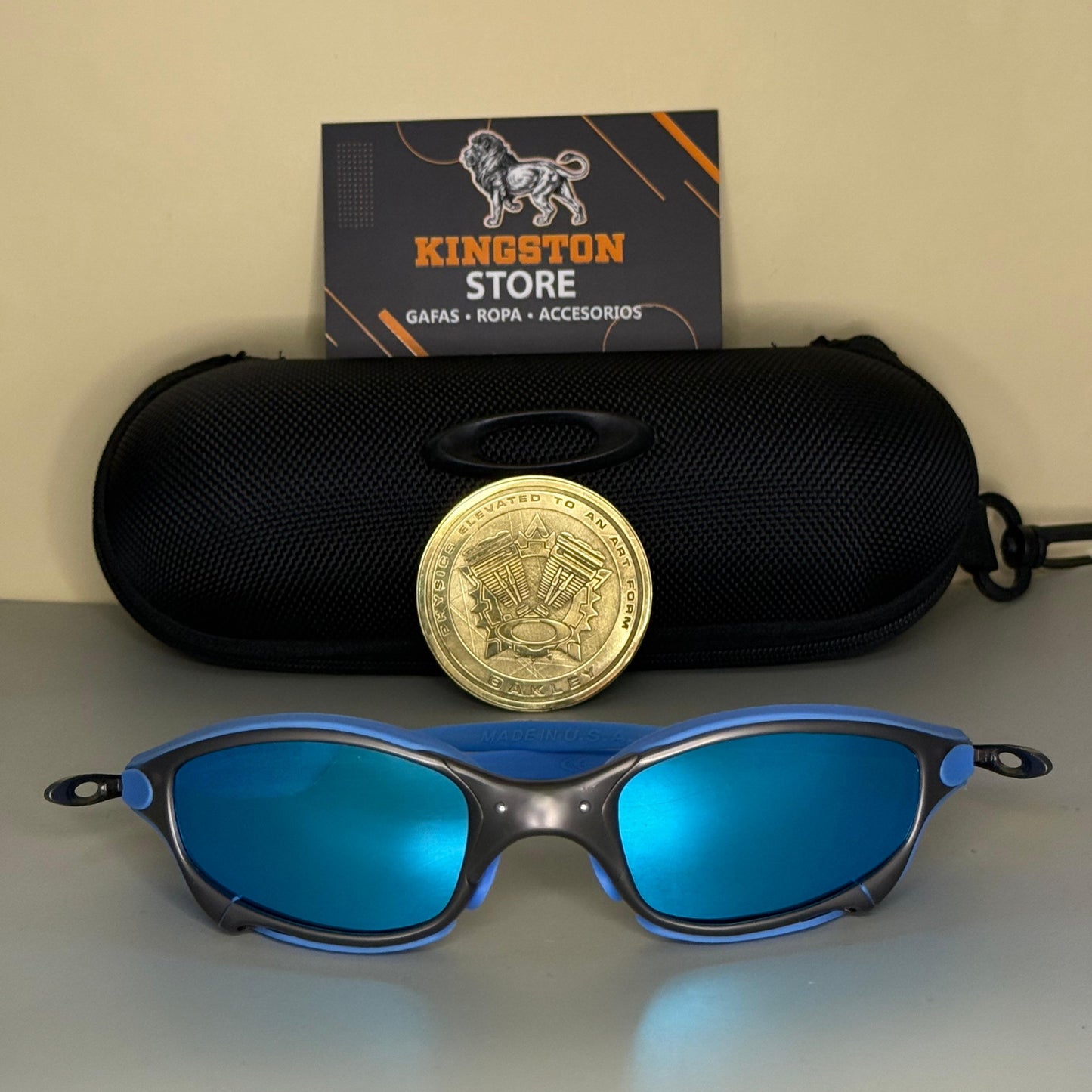 JULIET PLATINO + SIDEBLINDERS