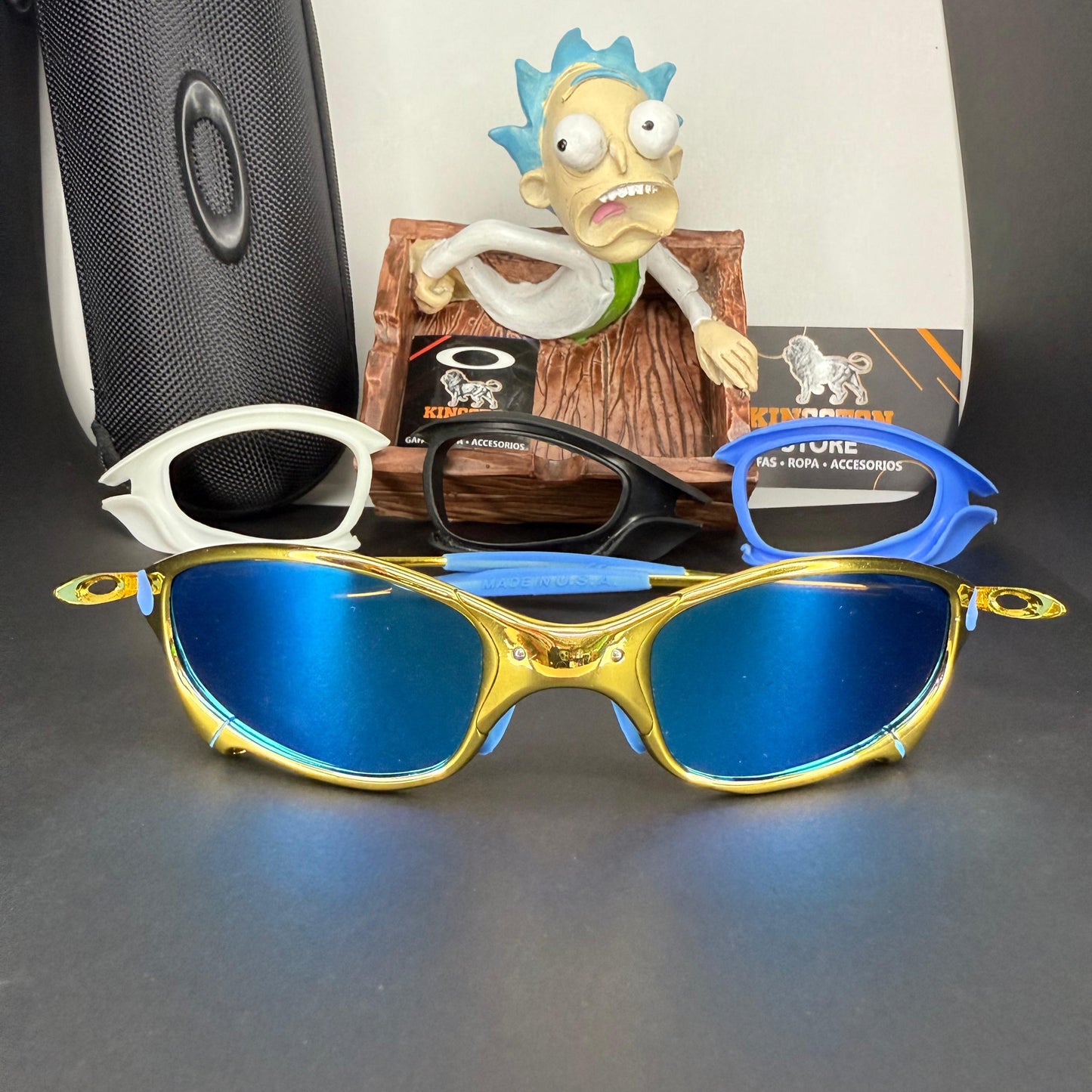 JULIET DORADA + SIDEBLINDERS