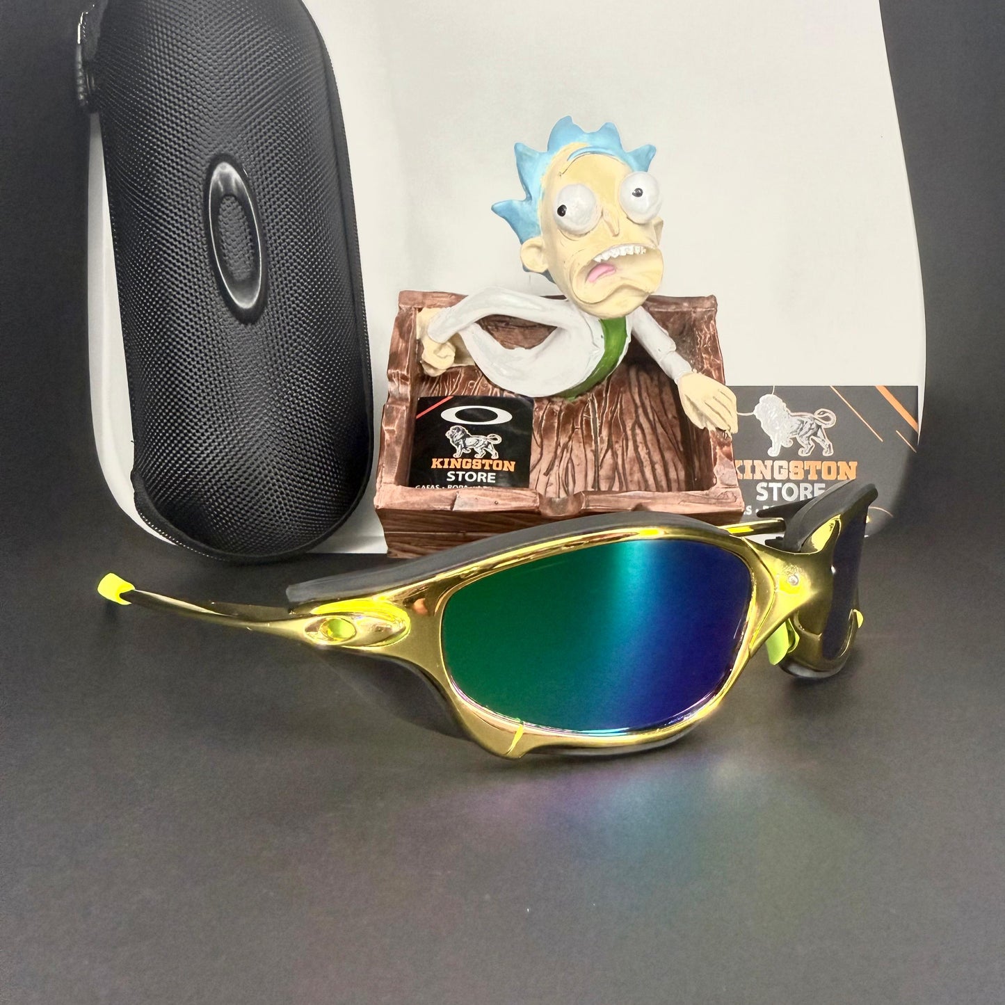 JULIET DORADA + SIDEBLINDERS