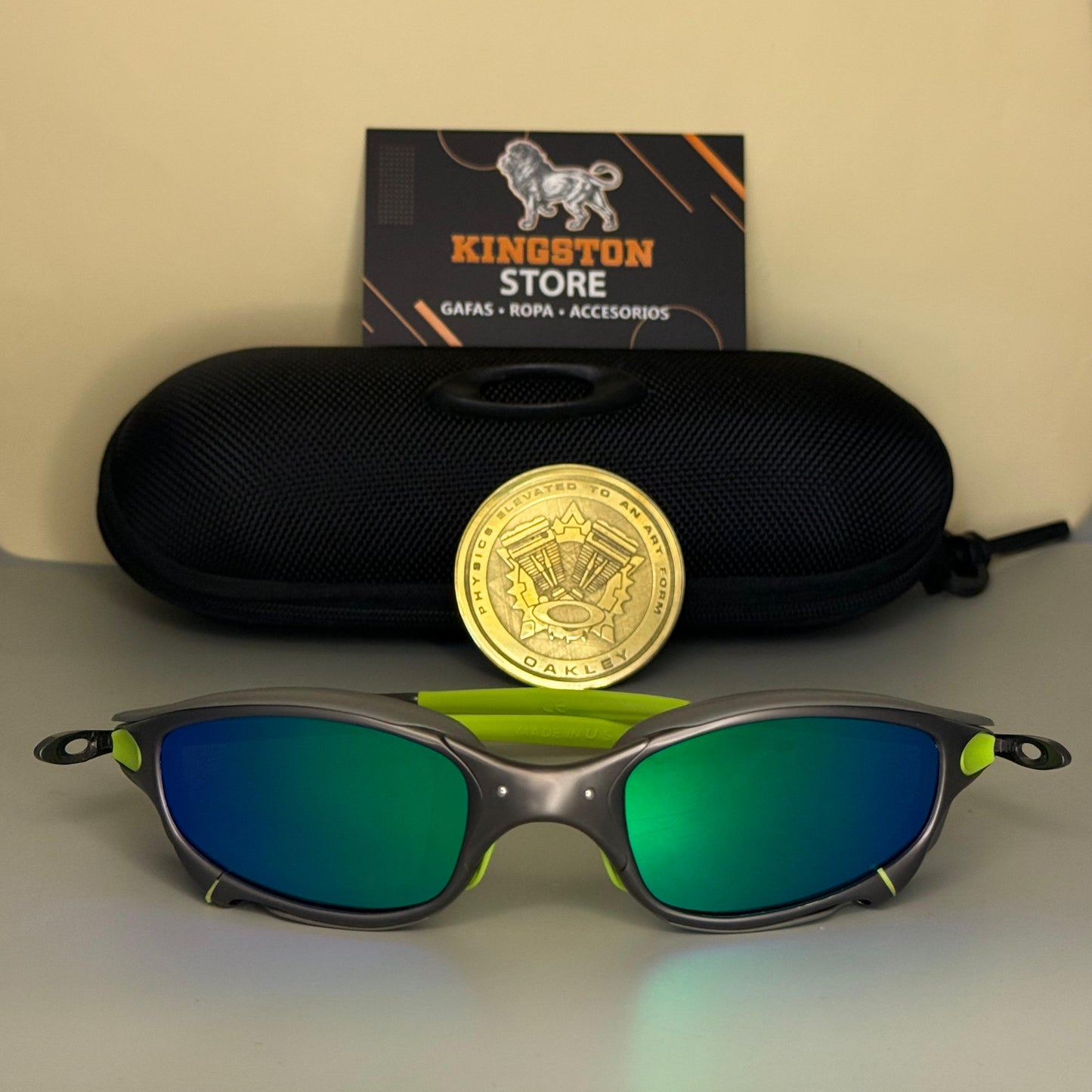 JULIET PLATINO + SIDEBLINDERS