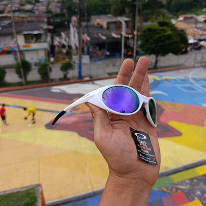 EYE JACKET