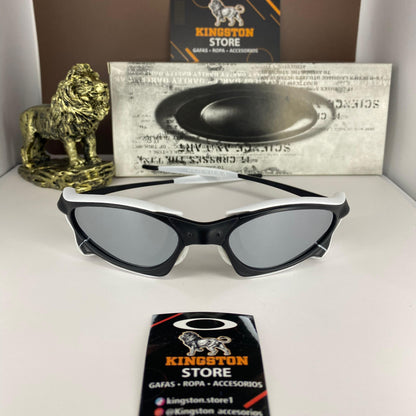 PENNY CARBON + SIDEBLINDERS