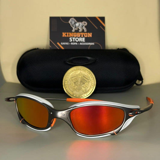 JULIET PLATINO + SIDEBLINDERS