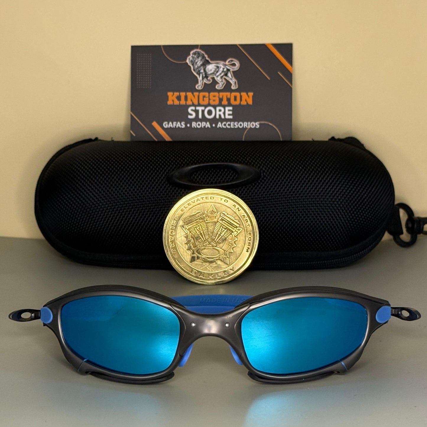 JULIET PLATINO + SIDEBLINDERS