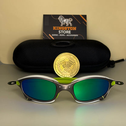 JULIET PLATINO + SIDEBLINDERS
