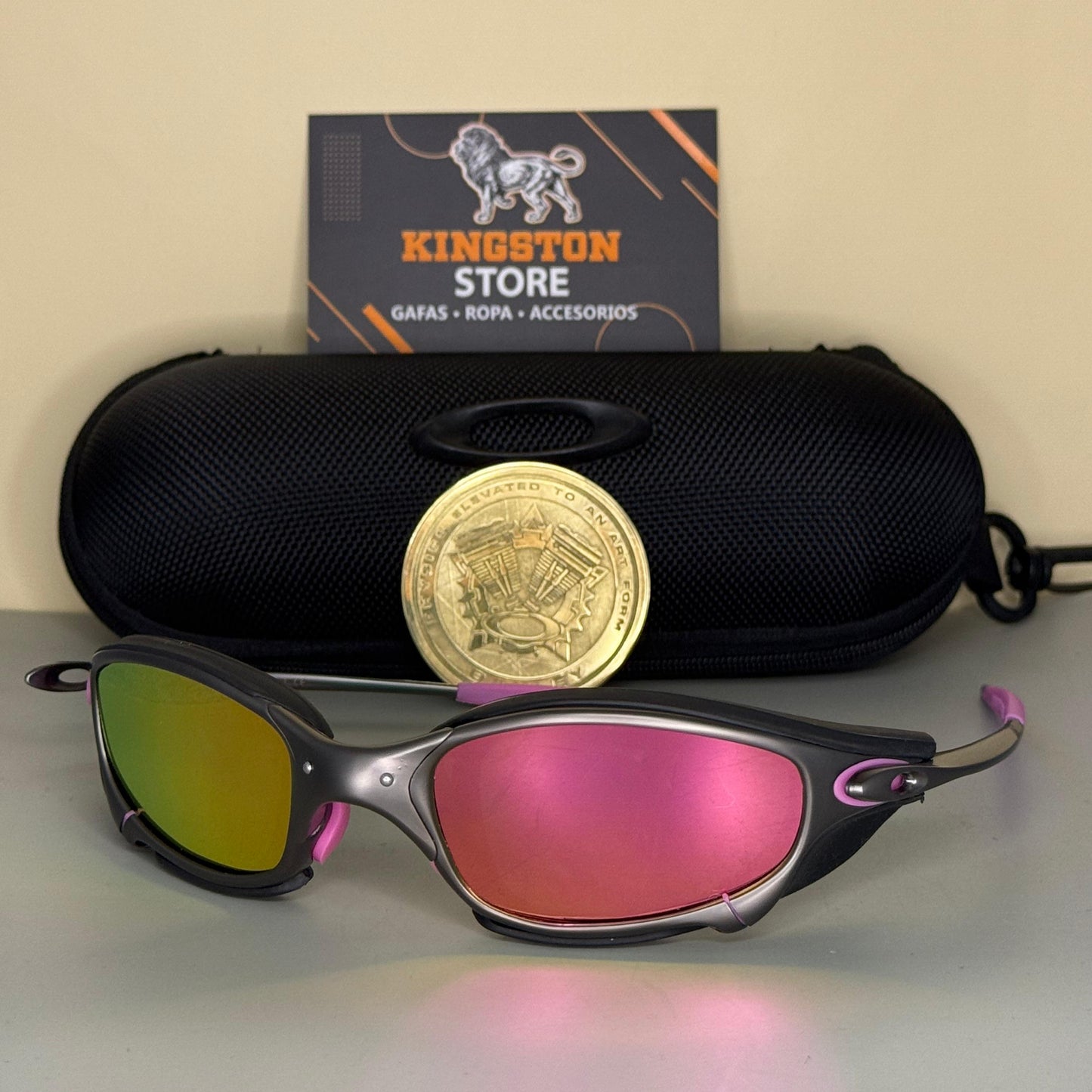 JULIET PLATINO + SIDEBLINDERS