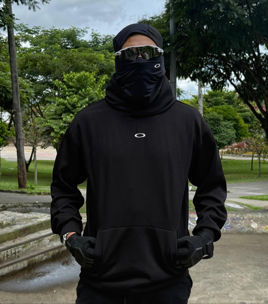 HODDIE PERFOMANCE FIT
