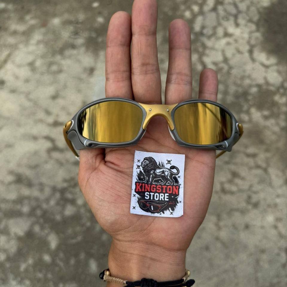 JULIET + SIDEBLINDERS