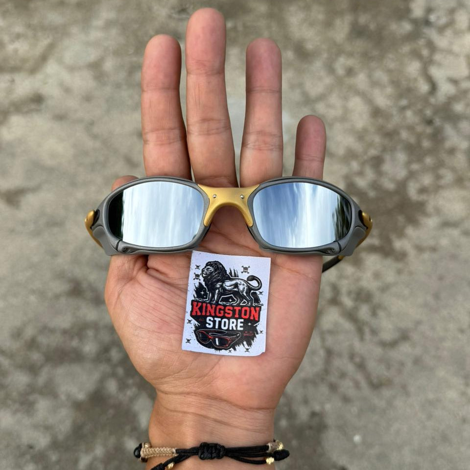 JULIET + SIDEBLINDERS