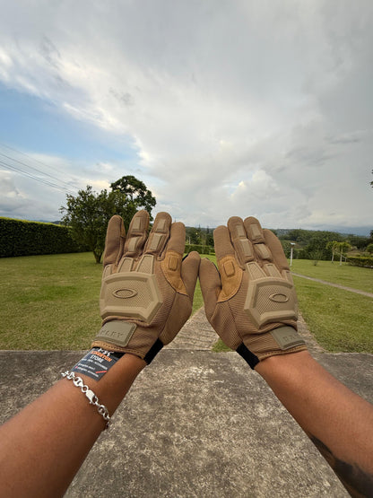 GUANTES
