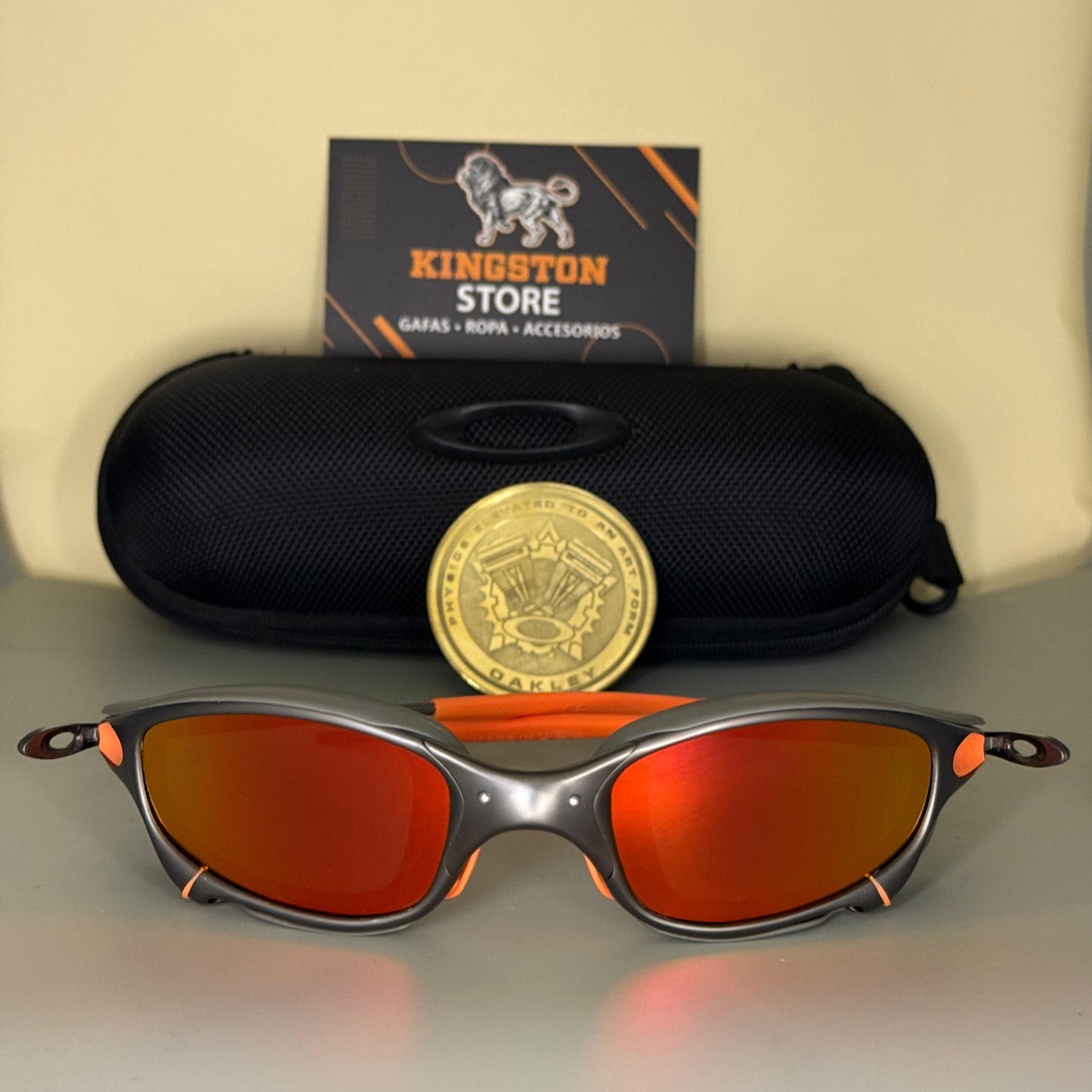 JULIET PLATINO + SIDEBLINDERS