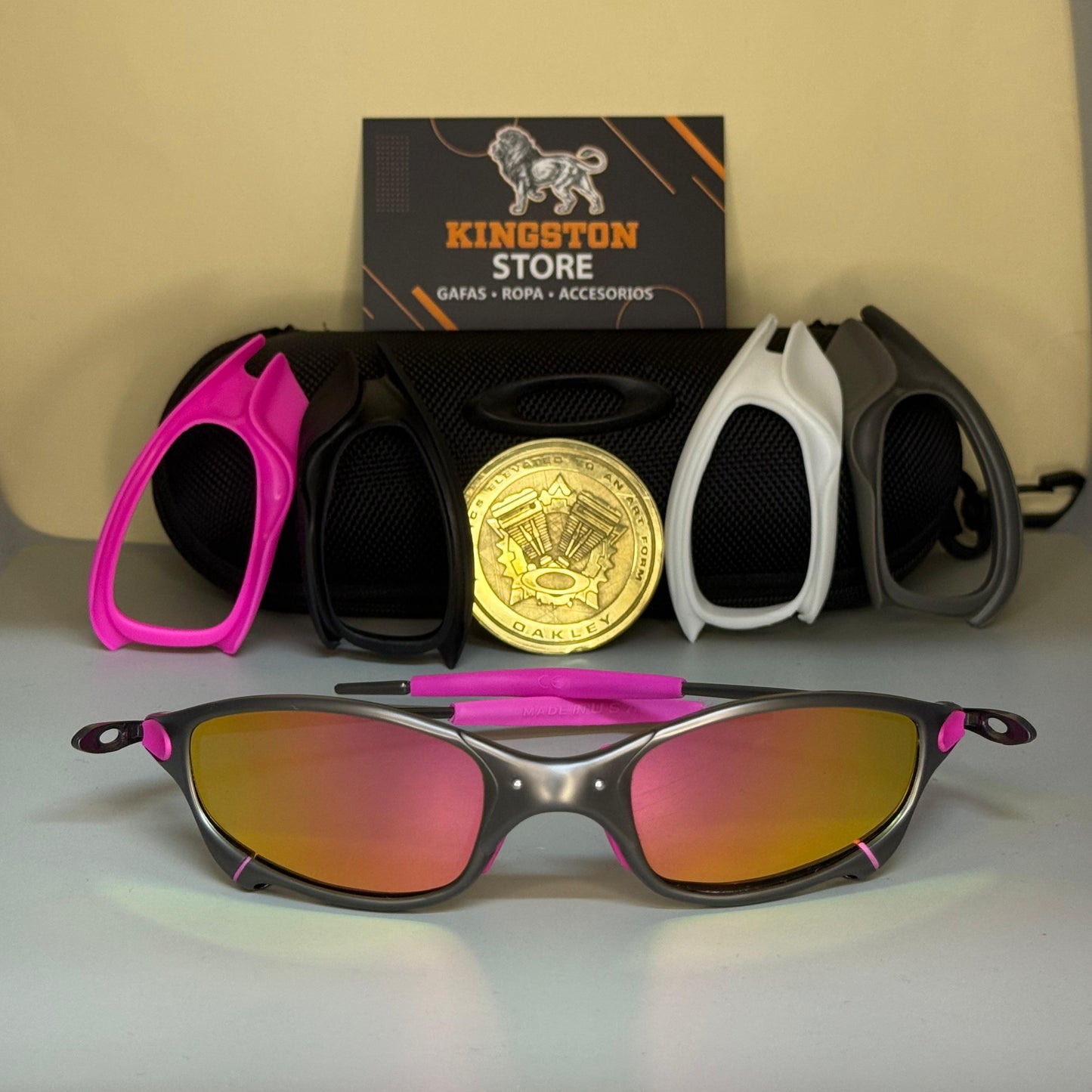 JULIET PLATINO + SIDEBLINDERS