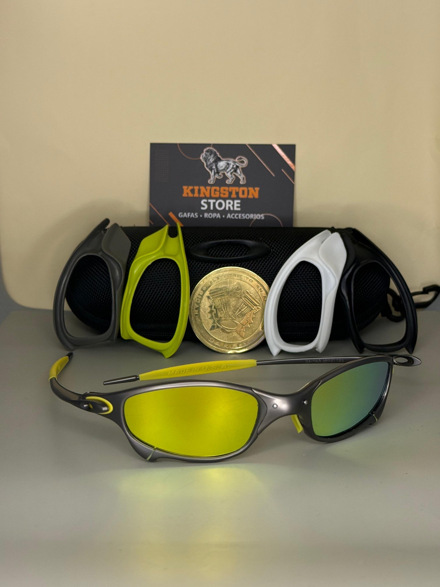 JULIET PLATINO + SIDEBLINDERS